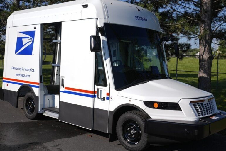 USPS' long-awaited new mail truck makes its debut to rave reviews from carriers