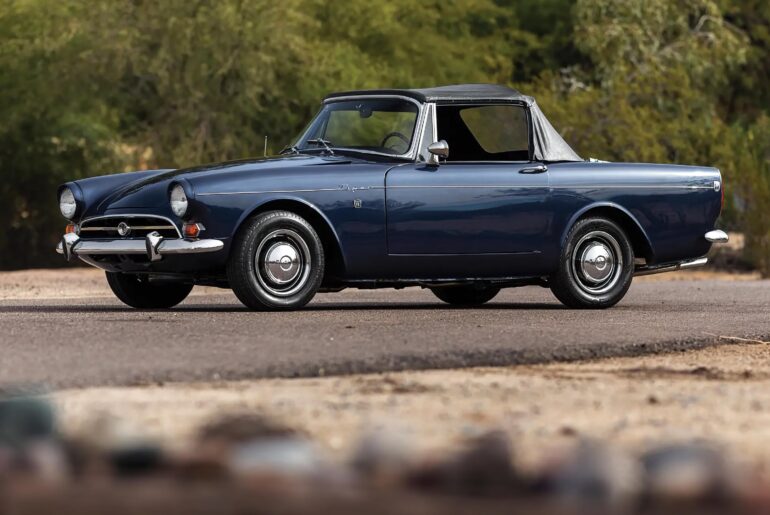 Tiny car porn: Approach the Sunbeam Tiger I with caution. It has a V8 and it bites. (3000x2250)