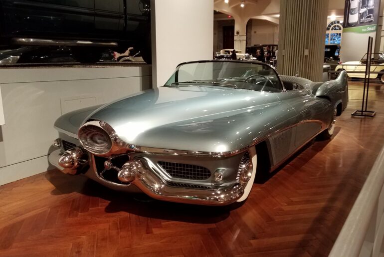 The General Motors Le Sabre 1951.