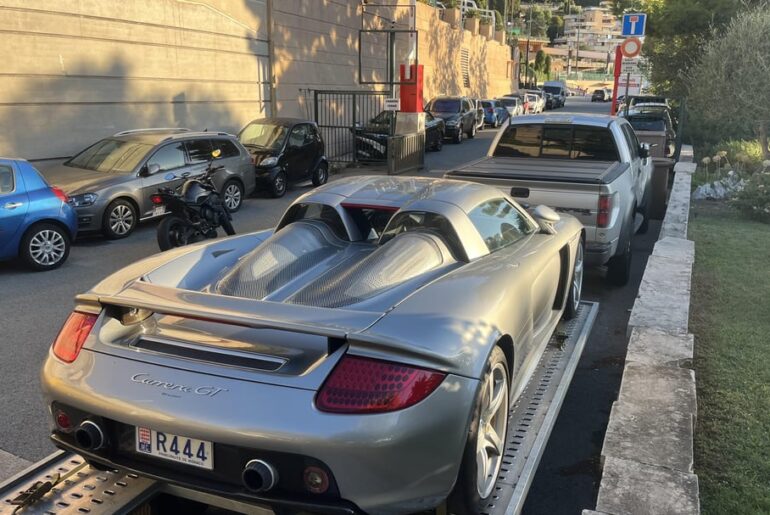 On my way to work spotted this [Porsche Carrera GT] in Monaco