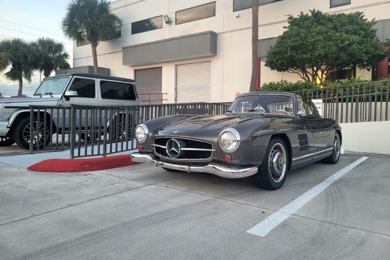 [Mercedes-Benz 300SL] was just exploring and found this somehow