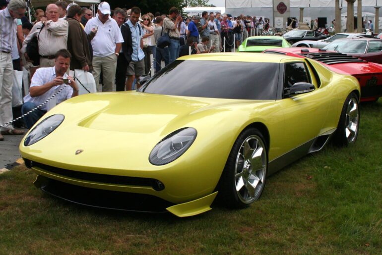 The 2006 Lamborghini Miura Concept. This should have gone into production :( [2560x1784]