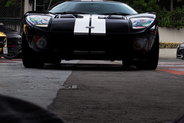 2005 Ford GT [1080x1350]