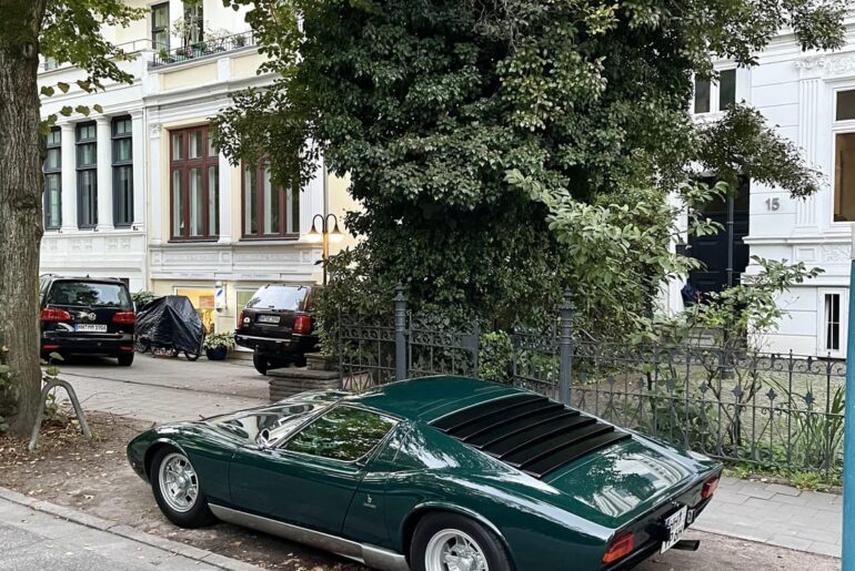 Green [Lamborghini Miura] I saw tonight in Hamburg