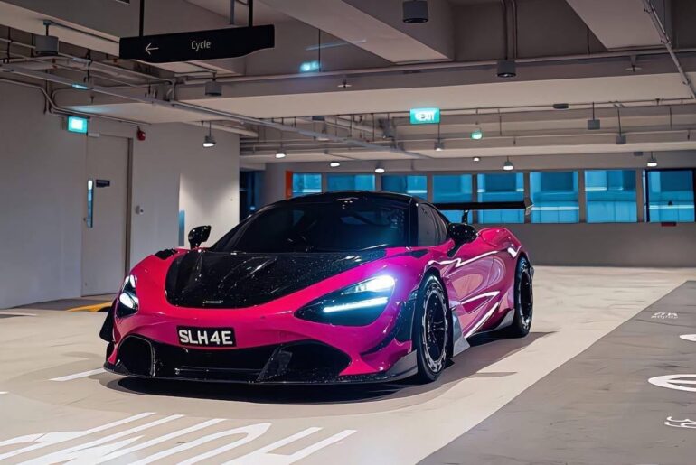 Flash Pink McLaren 720S [1200x1500]