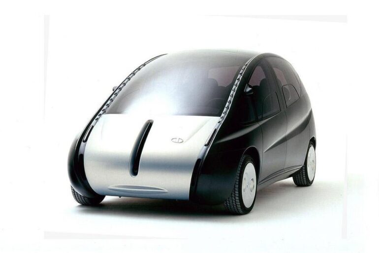 1995 Daewoo DACC-II. The design of the electric concept was developed by I.DE.A Institute.