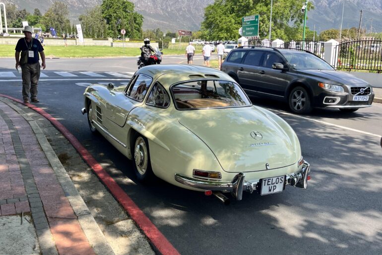 Street parked [300sl]